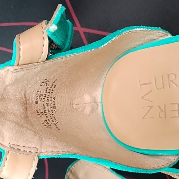 Naturalizer Women's jade green suede ankle strap shoe - Picture 4 of 5